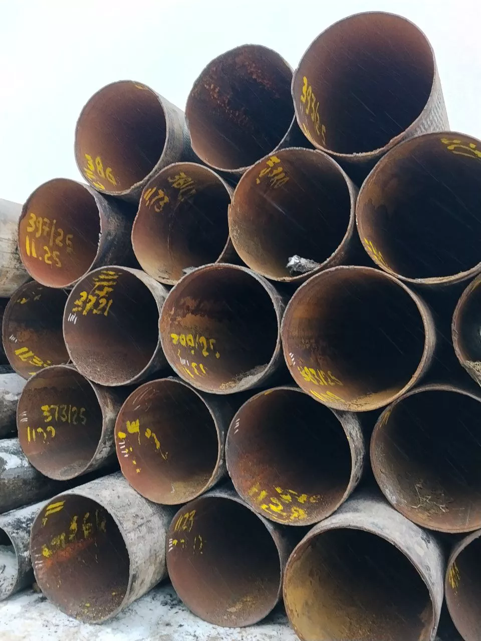 Большое поступление на склад трубы бу 820